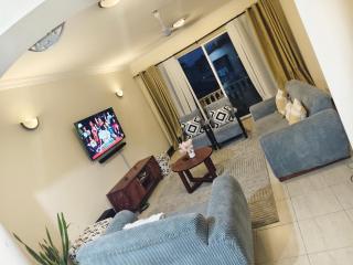 MoDi's Seaside Nest - 1