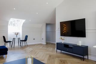 Old Church Apartment No 4 Private Parking - 9