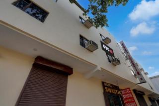 Hotel O by OYO Swastik - 2