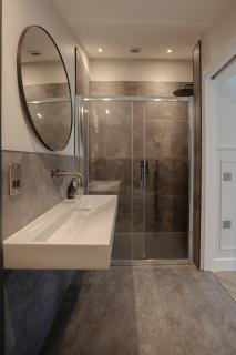 Old Church Apartment No 4 Private Parking - 4
