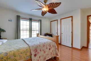 Steps From Lake George! 8-Acre Home with Dock Access - 2