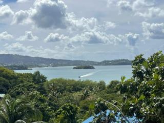 Golden Hideaway Inn - 0