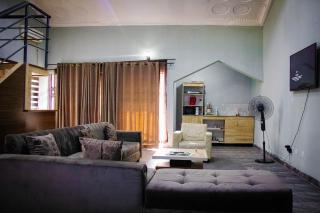 Two-Bedroom Presidential Lux Apt - 4