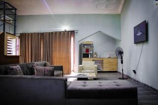 Two-Bedroom Presidential Lux Apt - 2