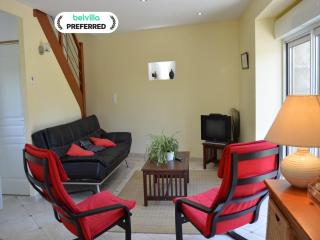 Peaceful Stay near Lake - 9