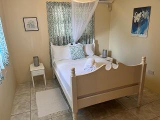 2 St James Apartments - 9