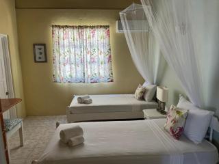 1, St James Apartments - Bequia - 9