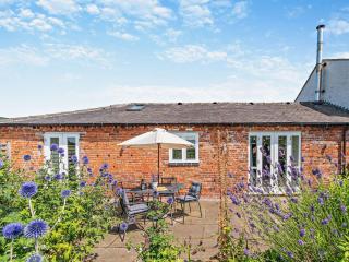 1 Bed in Hilton 76518 - Tutbury - 9