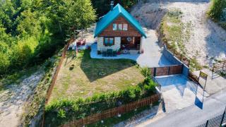 Mountain Star House - 9