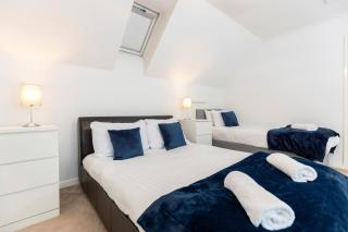 Spacious 3-Bed Home – Family Contractor Friendly - 9