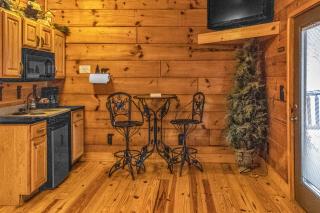 Riverfront Lodge - 7