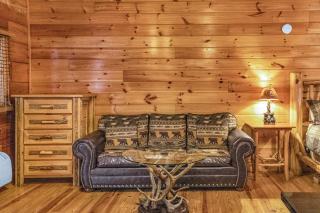 Riverfront Lodge - 8