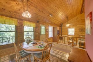 Eureka Springs Studio with Deck, Views and BBQ! - 3