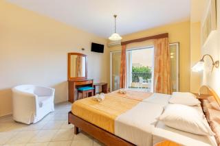 Kosmos Hotel St1 in Agios Stefanos - 9