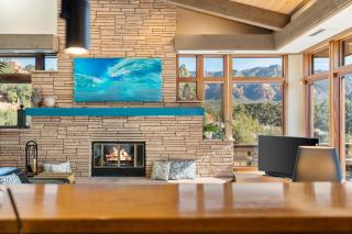 Hilltop Designer Villa, 3 Acres, Forever Views! - 2