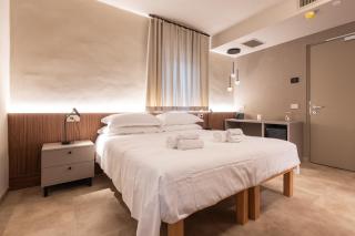 Aima Boutique Rooms - 9