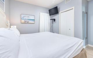 Phoenix V by Brett Robinson Vacations - 6