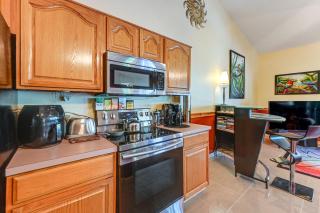 Tropical Vibes! Riverfront Bonita Springs Hideaway - 5
