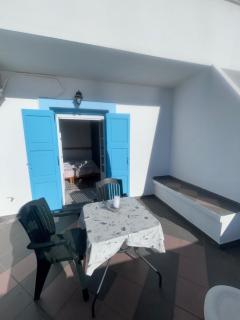 Sunset Studio Apartments - 6