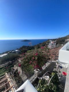 Sunset Studio Apartments - 5