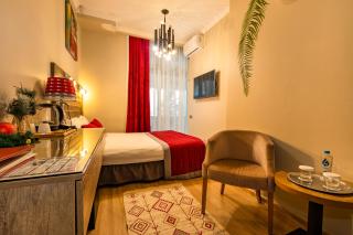 Grand Point Hotel 3 - 6