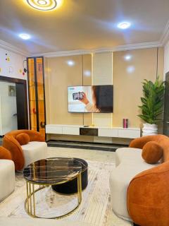 Lively Apt Maitama - 2