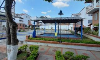 Habitacion privada con aire acondicionado en gran casa - 3