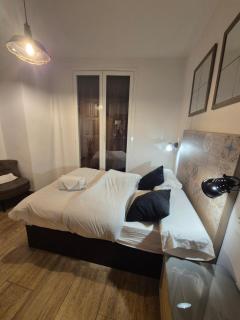 Exclusividad a Pie de la Torre de la Catedral - Granada - 8