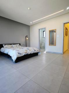 Comfy Two Bedrooms Apartment - 3