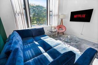 Spacious 3BR Retreat Near McCormick Place 2001 S State St 2A - 7