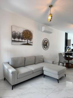 Lujosa Casa Privada con Piscina - 8