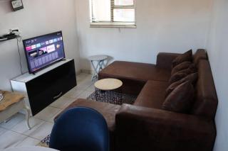 The Nest, Ha Mabote - 0