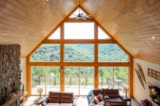 Bear Cliff Lodge - 2