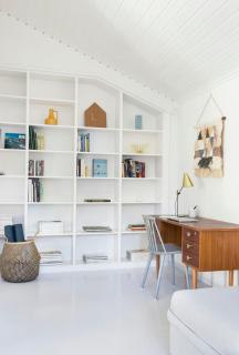 Cozy Home In Larvik With Unique Design Choices - 2