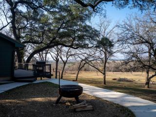 River Access Pet Friendly Fishing BBQ Sleeps 5 - 5