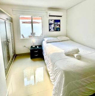 Apartamento en Cartagena Manga 3 Habitaciones - Bahia - 9