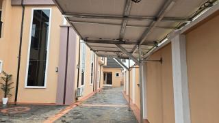 4bedroom Ensuite Home with Pool ,Wifi & 24 hour Power - 3
