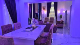 4bedroom Ensuite Home with Pool ,Wifi & 24 hour Power - 2