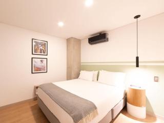 NOK Panoramic 3 BR in Laureles Medellin - 5