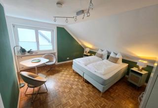 Jeanys Walhalla Suite in Donaustauf 11 km von Regensburg am Donauradweg - 1
