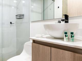 NOK Panoramic 3 BR with terrace in Laureles Medellin - 6