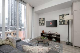 1BD next to Queen St - most ideal location - 0