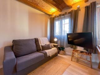 Barcelona Touch Apartments - Fontrodona - 5