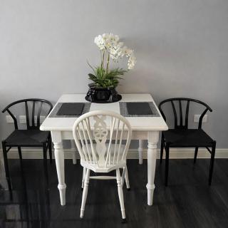 Centrally Located a Home from Home - Free Parking - 6