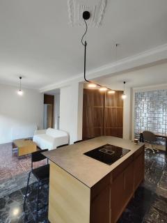 Apartment Near Beach & Old Port - 0