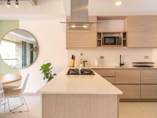 NOK Fancy 3BR Balcony in Laureles Medellin - 4