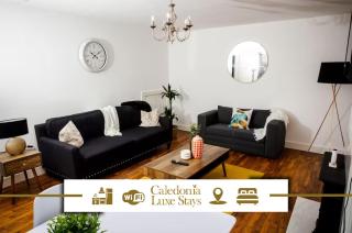 2 BDR House At Caledonia Luxe Stays Short Lets & Serviced Accommodation Alloa - 0