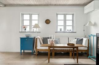 Home With Views And Walking Distance To Nature - 2