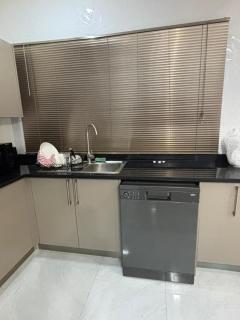 SweetTowers Apartments, Kingsland City - 4