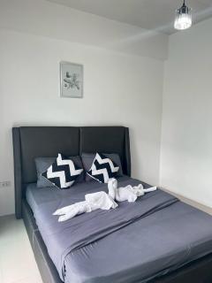 The Sunset Bangsaen Hotel - 7